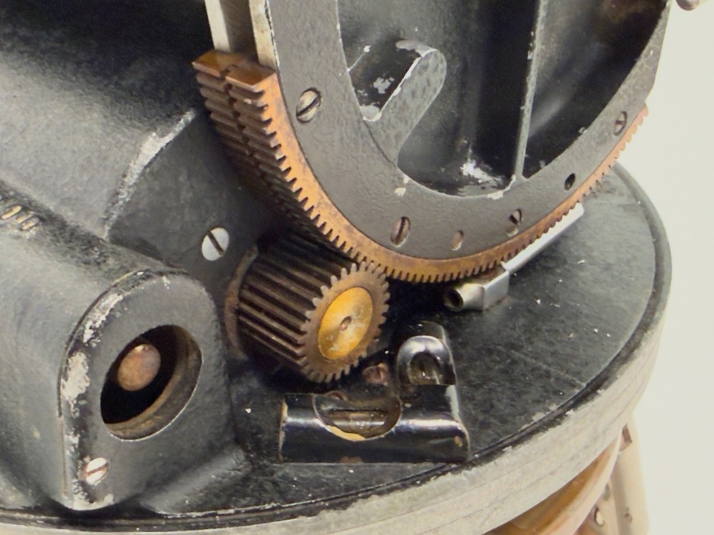 AKELEY Gyro Head and Tripod