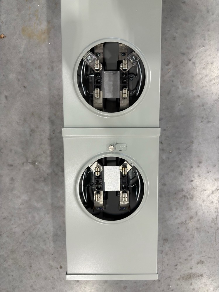 Talon 200A Socket Pedestal (UAP2317-PPWI)