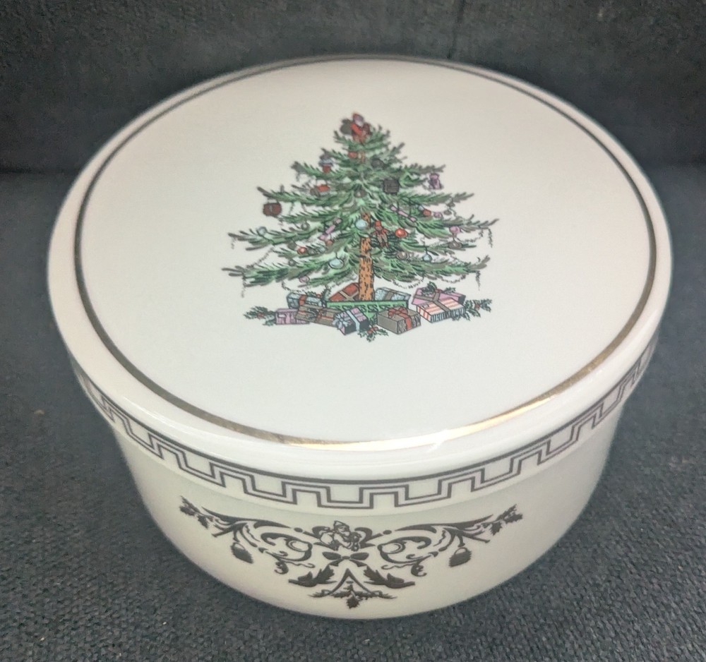 Vintage Christmas Spode Christmas Tree Gold Round Ceramic Lidded Box