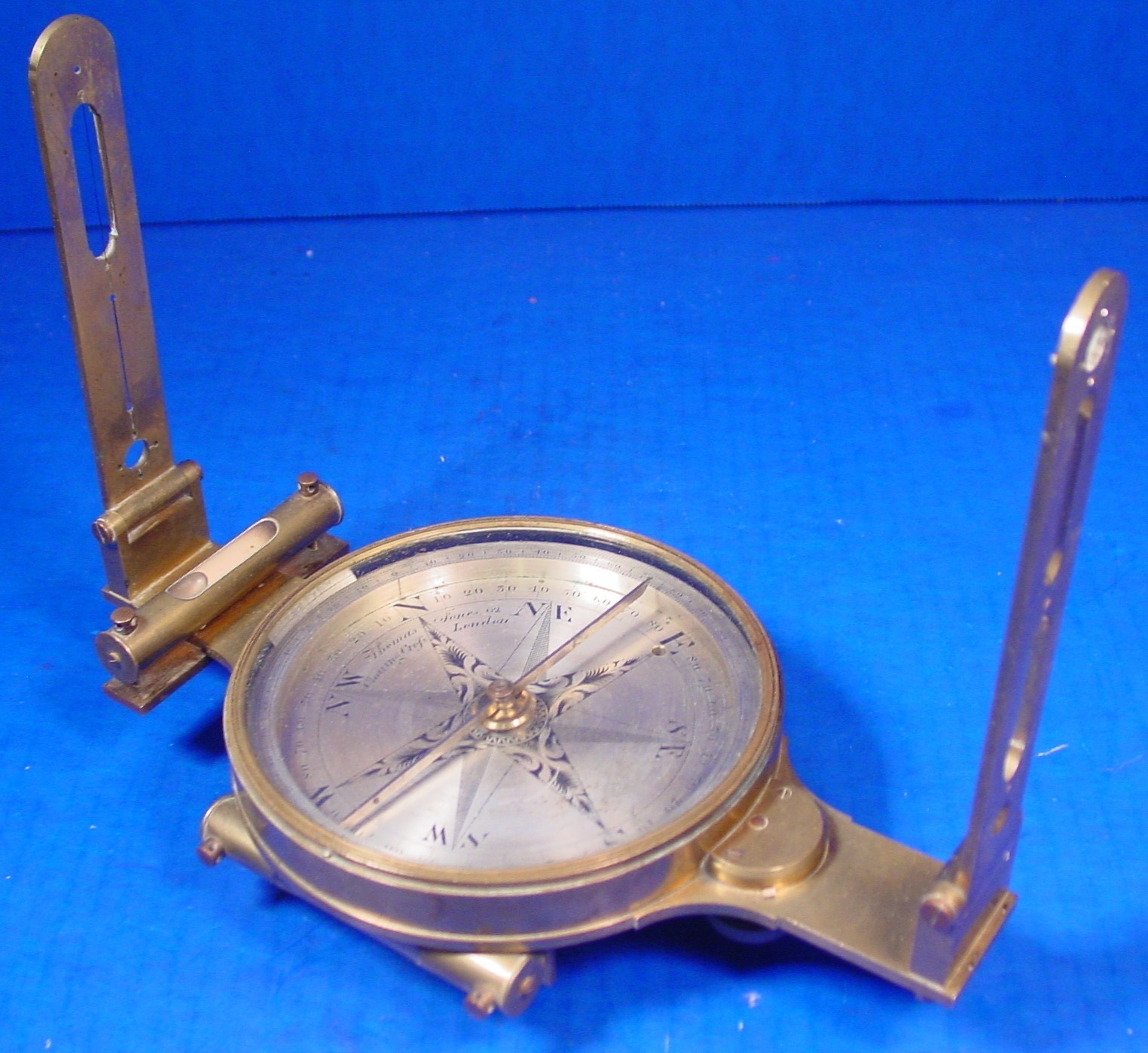 1816 Thomas Jones Compass folding Sight Vanes Vertical Arc - Rare Early Compass