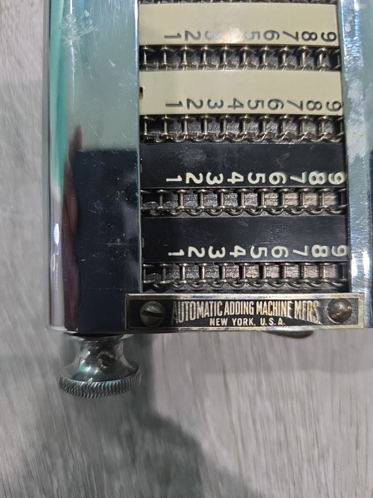 Vintage Great Display Condition Golden Gem Adding Machine/Mechanical Calculator