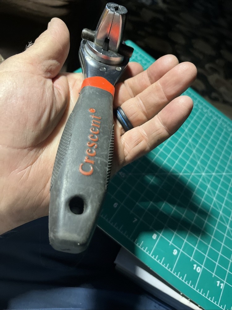 Crescent R2 RapidRench 8" Adjustable Ratcheting Socket Wrench Tool —