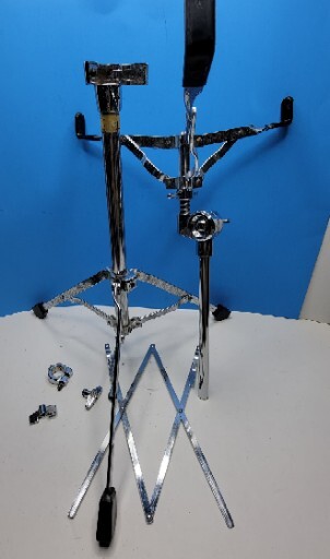 CB Percussion 32 Note Xylophone With Soft Case & Stand.