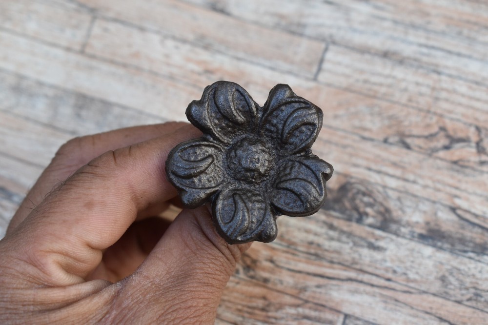 6 pcs Vintage Cast Iron Knobs Flower Drawer Cabinet Door Kitchen Pulls Handles