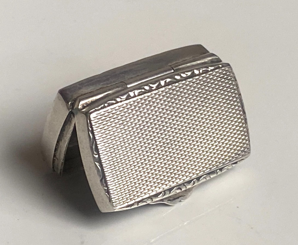 Antique c1910 Solid Silver 935 Engine Turned Pill Box Scrolling Foliage Border