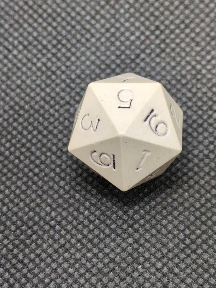 Vintage Gamescience Biege D20 (0-9) Twice Dice