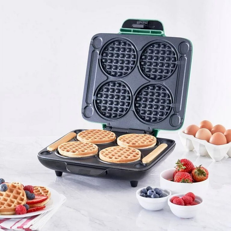 Dash Multi Mini Waffle Maker: 4 Mini Waffles