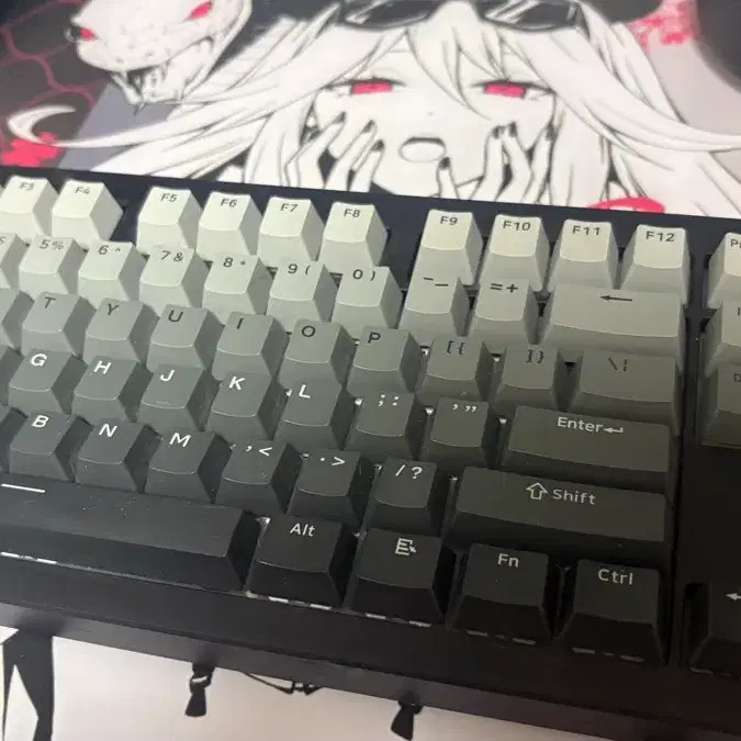 Genesis Custom Mechanical Keyboard with Gradient Keycaps Official