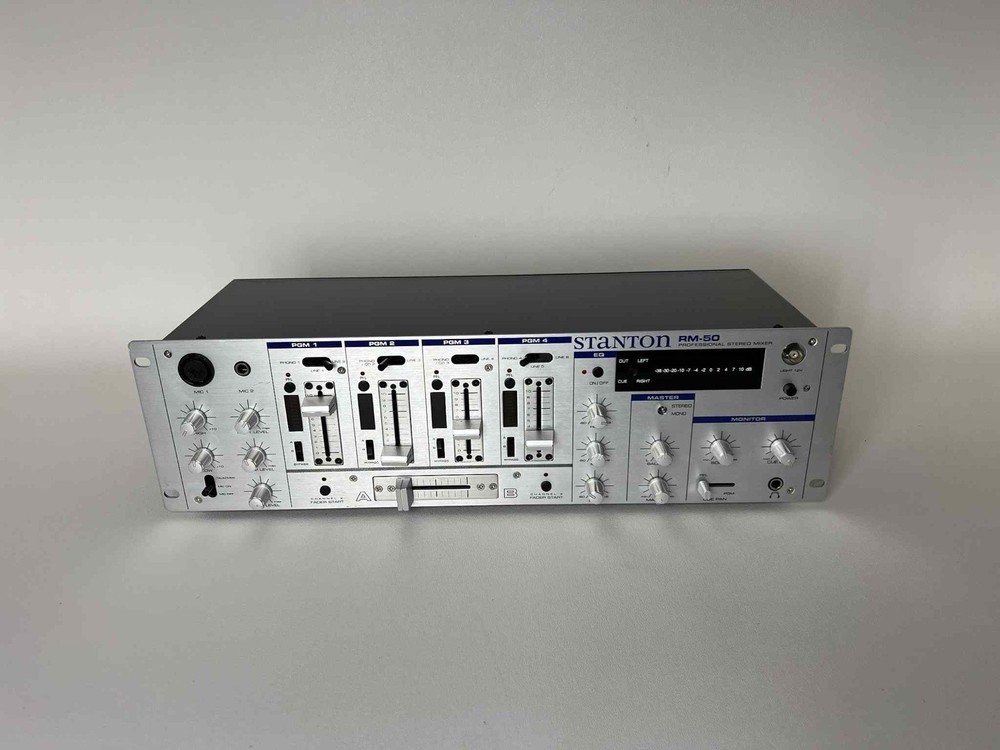 Stanton RM-50 Professional Stereo Mixer (READ DESCRIPTION)