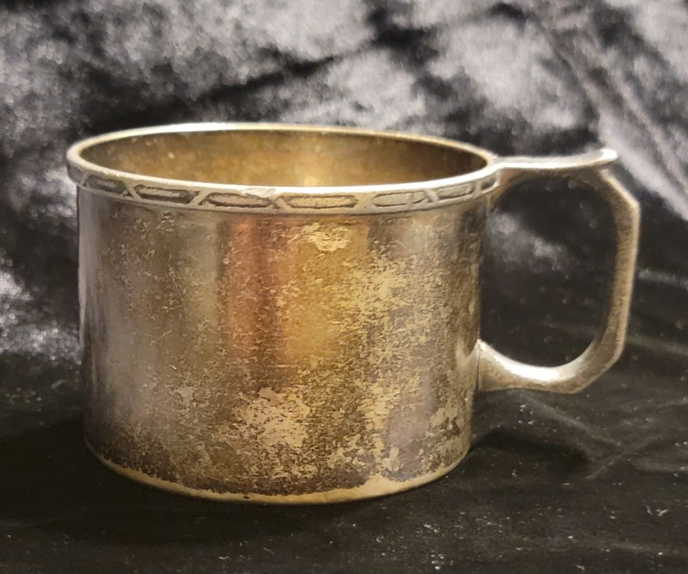 Vintage Silver Plated Baby Cup #C14 Ralph Handled