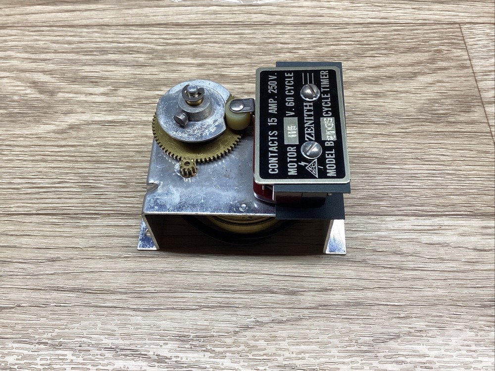 NEW ZENITH MODEL B. CYCLE TIMER 15AMP 250V #805F93PR6*CO