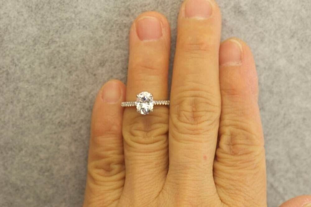 2.80 Ct Oval Shape White Diamond Lab-Created Wedding Ring 925 Sterling Silver