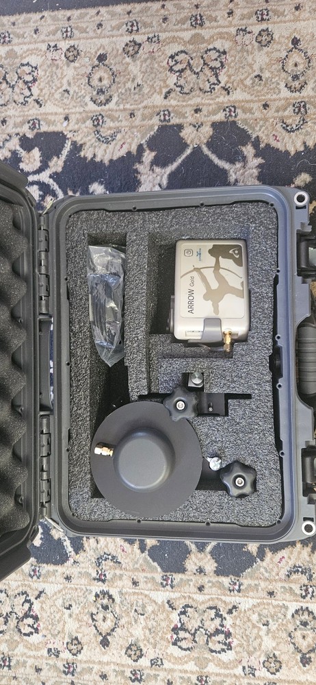 Arrow Gold GNSS with EOS Positioning Systems Arrow Gold Kit