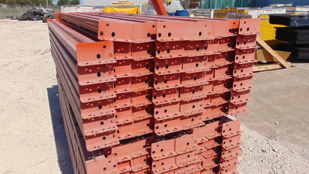 Pallet Racking Beam - 8' x 3-1/2"