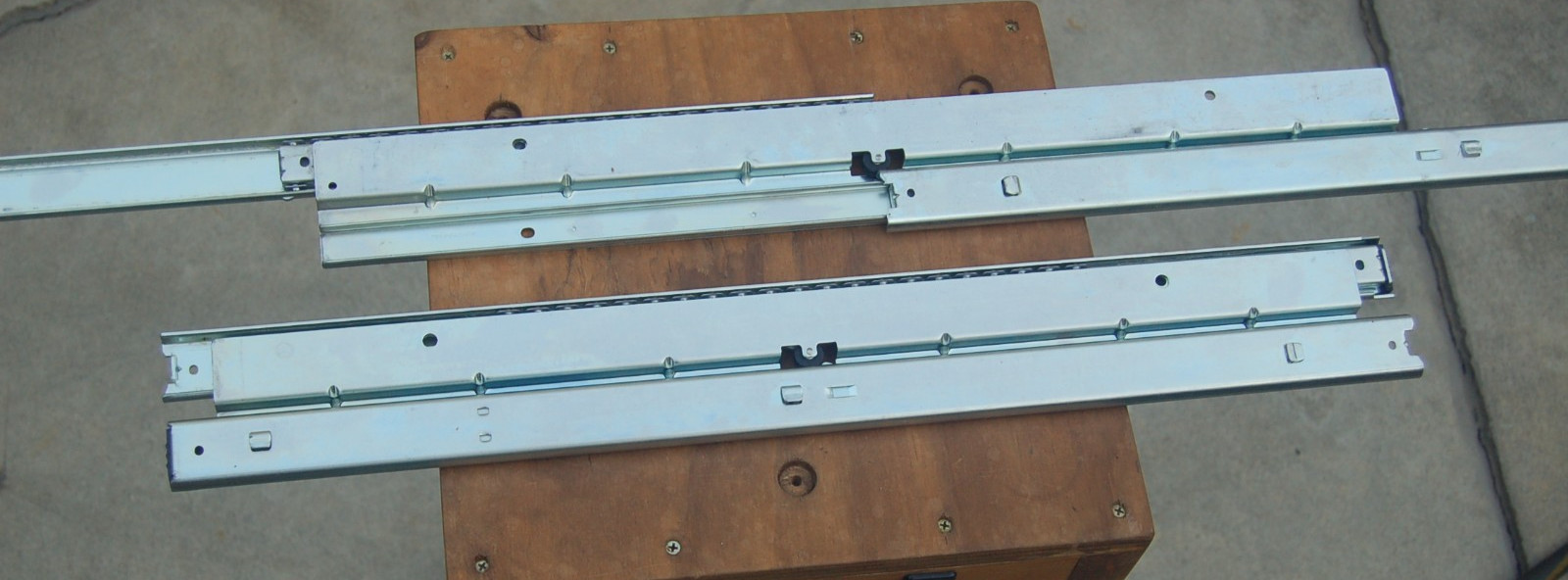 1 PAIR of NEW SNAP-ON TOOLS #8-1288LRS 27" BALL BEARING DRAWER SLIDES