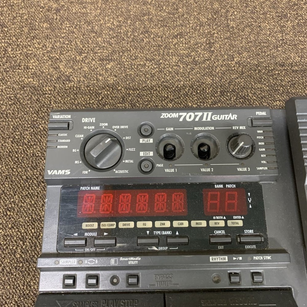 ZOOM 707 II Guitar Multi Effects Processor