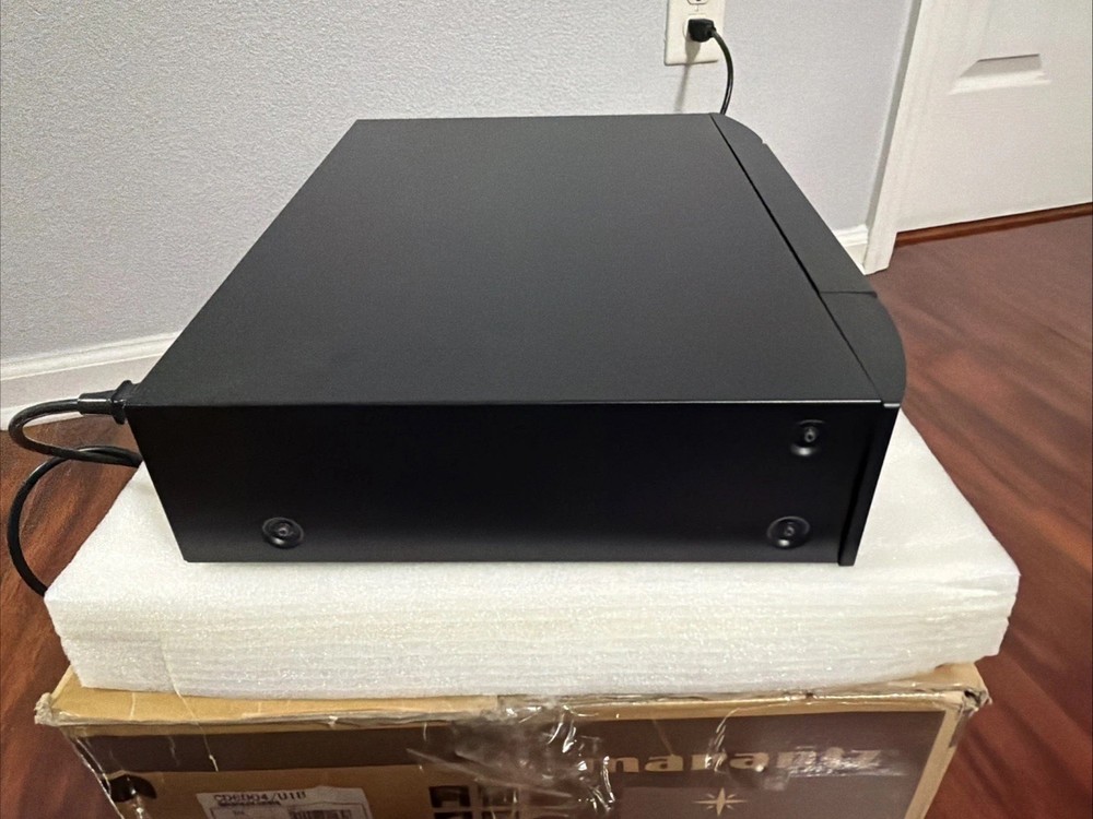 Marantz CD Player CD6004 (No Remote) 120V