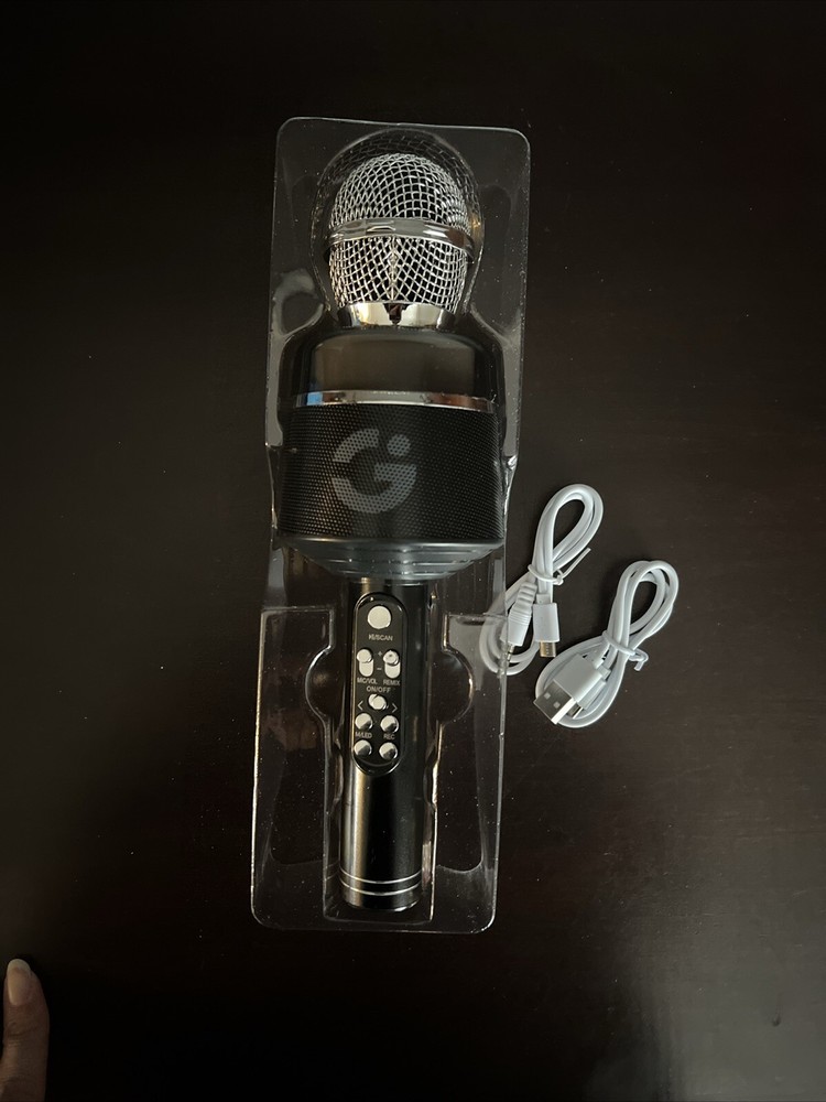 Smartgear Pro Wireless Karaoke Mic Bluetooth LED Light Ring New In Open Box