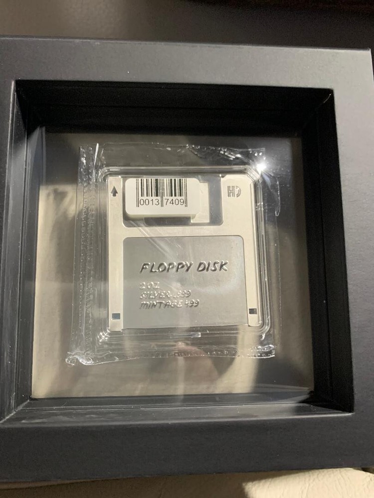 Niue 2024  $2 FLOPPY DISK TechStalgic 2oz Silver Coin