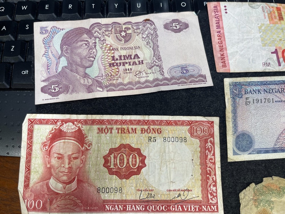 Early Asian Countries 9 Banknotes Lot
