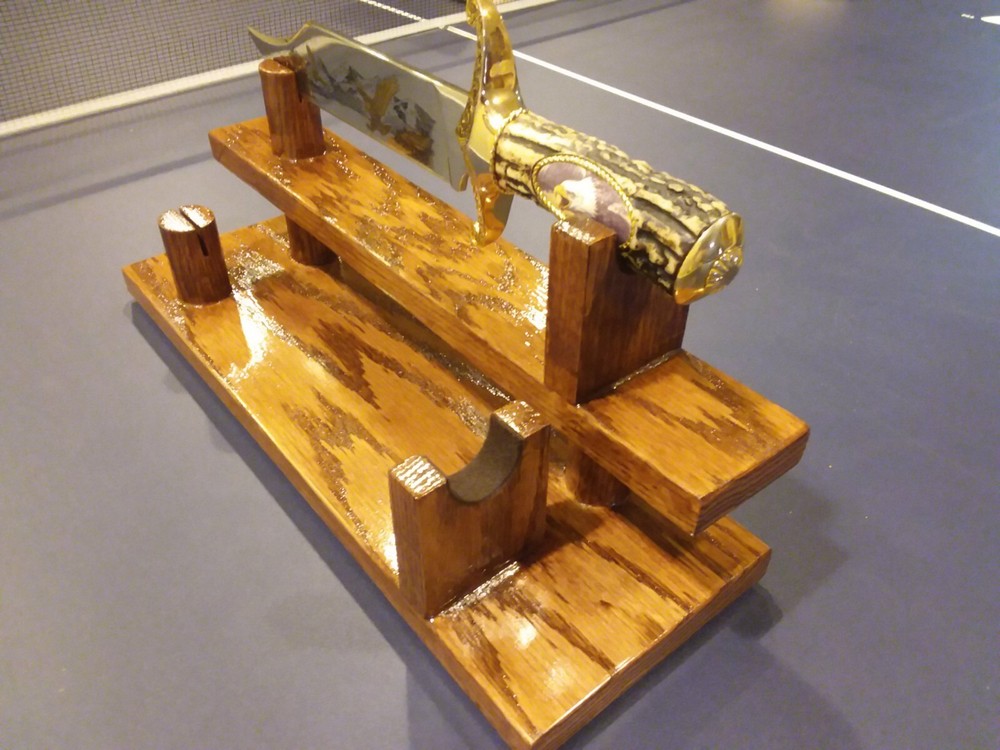 BOWIE-SMALL SWORD KNIFE DISPLAY STAND (DARK WALNUT)