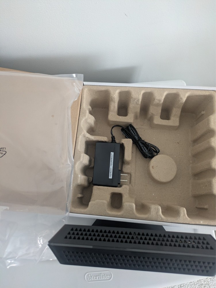 NetGear AC1900 WiFi Cable Modem Router C7000