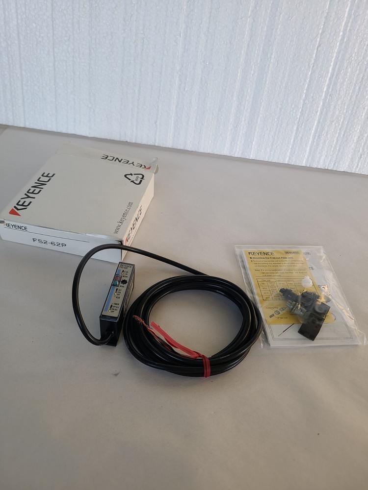 Keyence FS2-62P Fiber Optic Sensor Amplifier