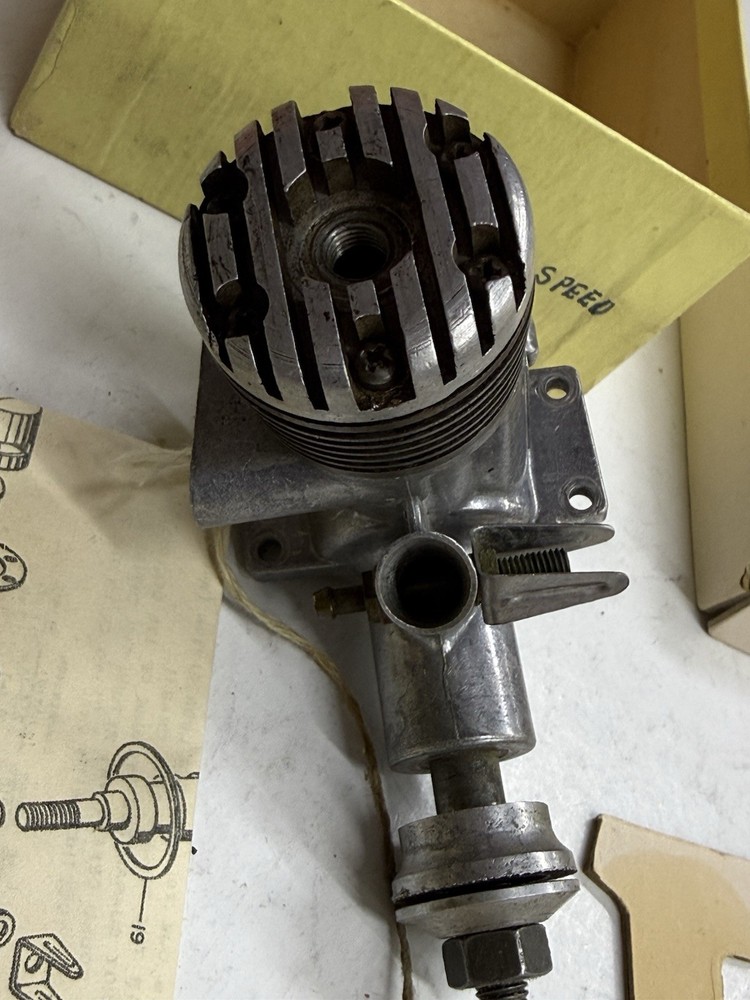 Vintage Johnson 29 Race Free Flight Model Airplane Engine