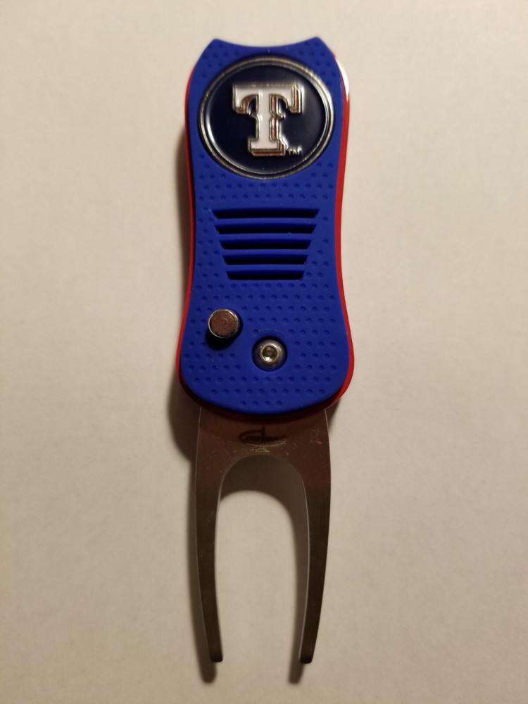 Texas Rangers 2 Sided Golf Ball Marker w/ Switchfix Switchblade Divot Tool