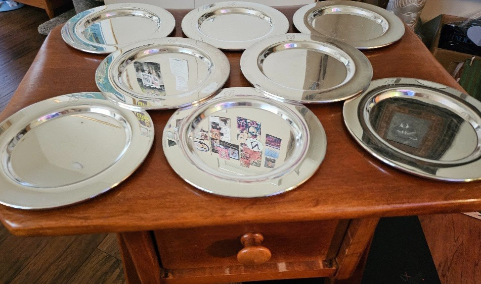 Vintage silver-plated bread plates