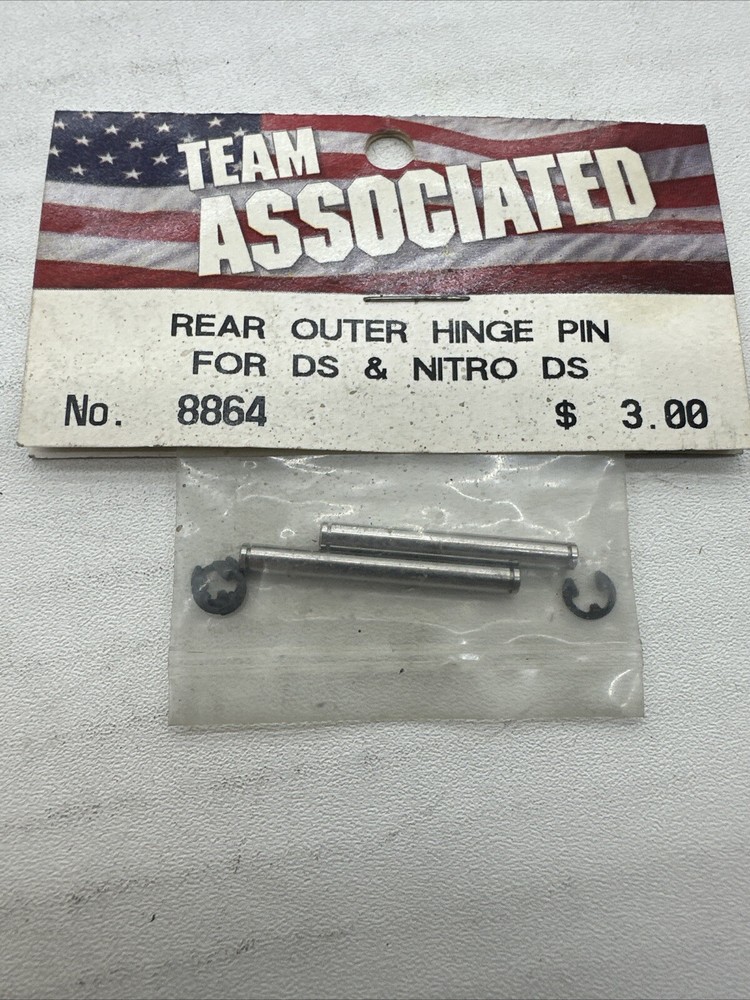 ASSOCIATED 8864 Rear outer Hinge pin for DS & NITRO DS B34