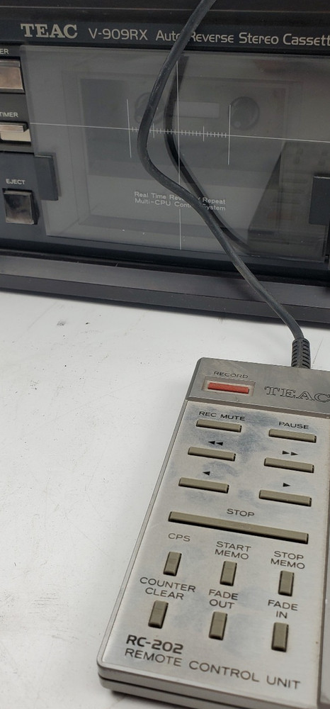 TEAC V-909RX Auto Reverse Stereo Audio Cassette Deck + RC-202 Remote Unit-Works