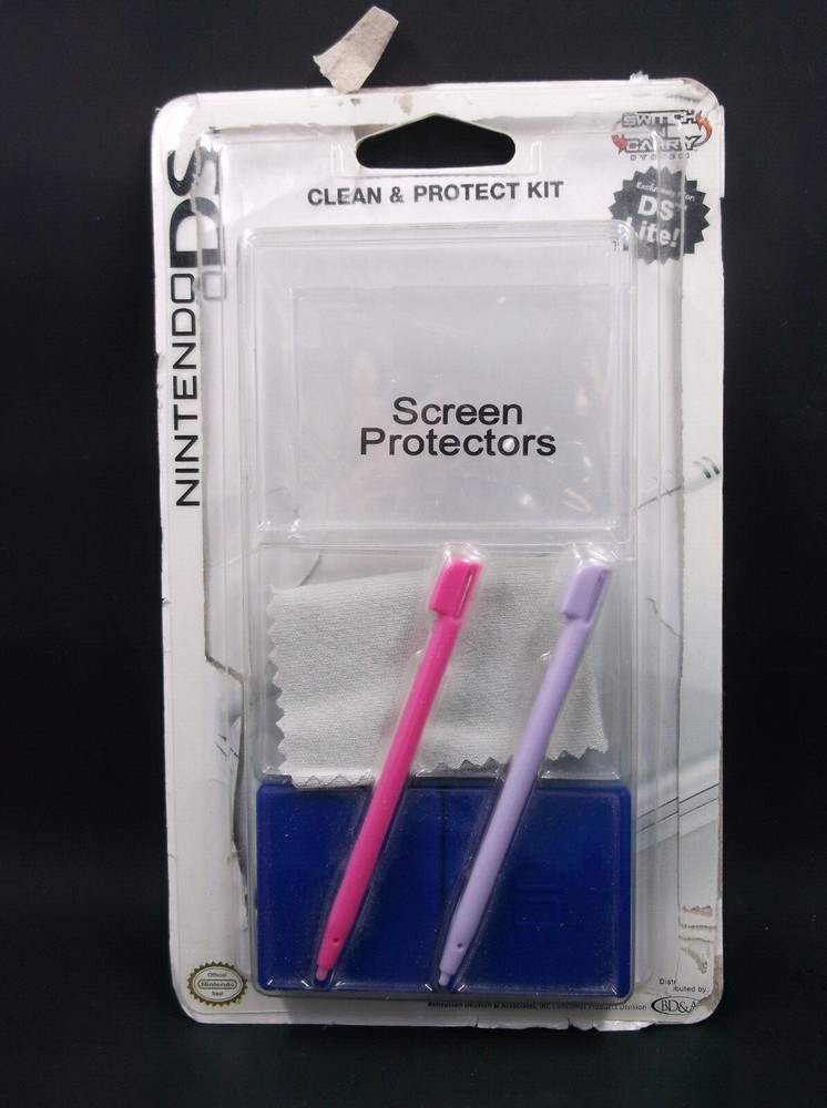 Official Nintendo DS Clean and Protect Kit 069778-80