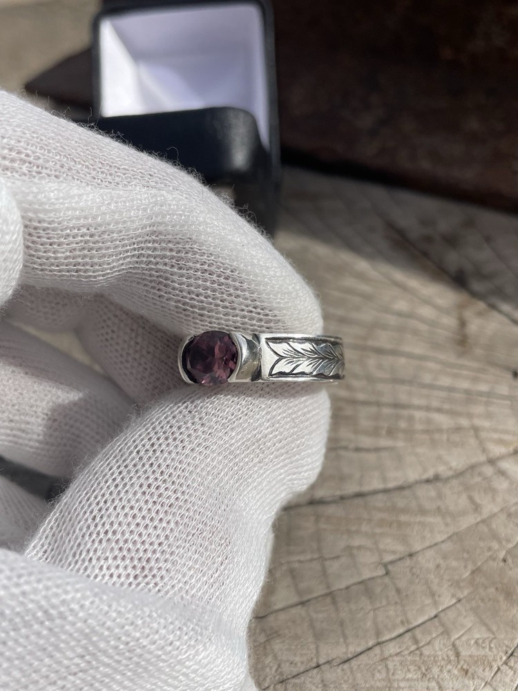 Handmade And Engraved Silver Ring With Zircon Size 9