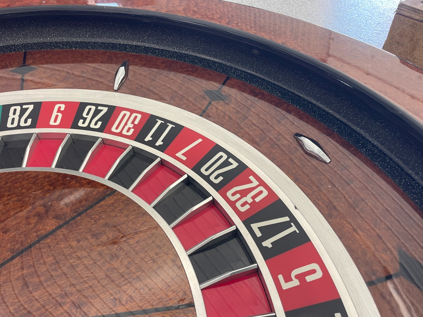 Roulette Wheel 32" TCS John Huxley (shipping by freight) FREE #16025