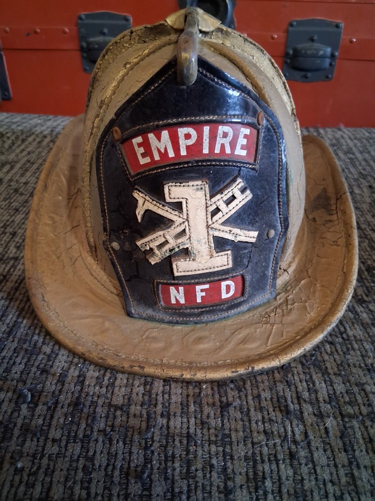 LEATHER FIRE HELMET n5a