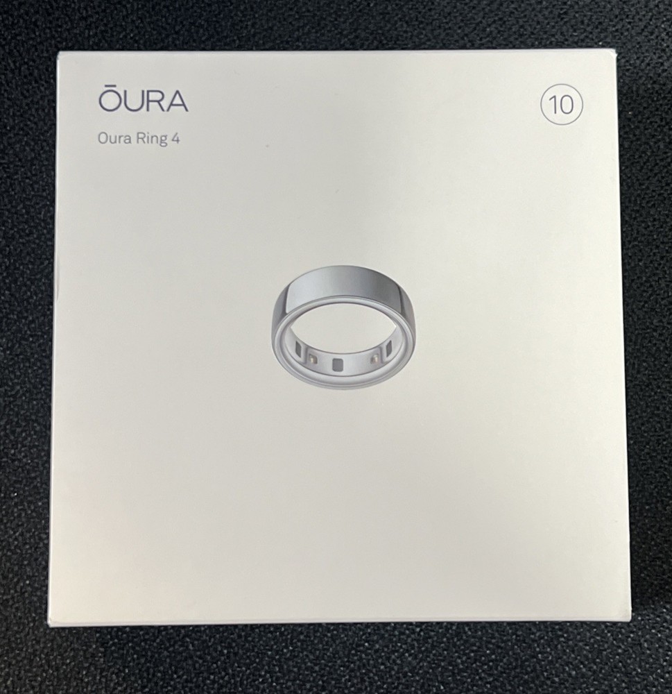 Oura Ring 4 Smart Ring Size 10 Activity Tracker, 4th Gen Silver, Open Box