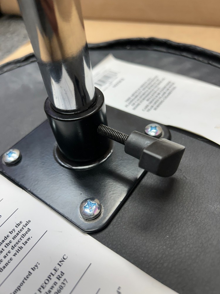 Drum Throne (stuck in position) 22" height