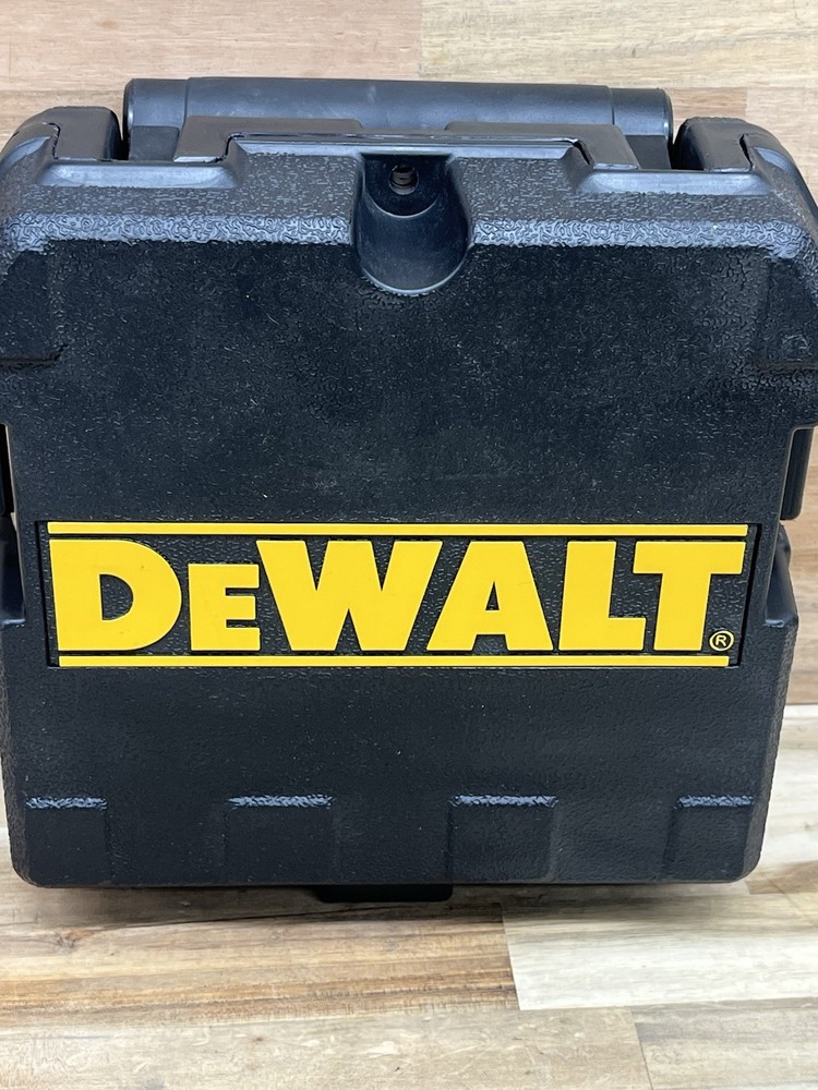 NON WORKING LAZER LEVELER DEWALT DW088CG (D57)