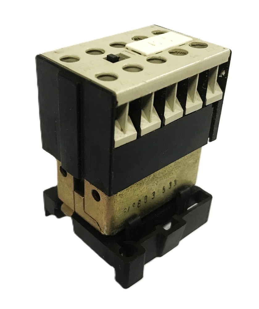 Siemens Auxiliary Contactor 3TJ5000-6BB4 USED