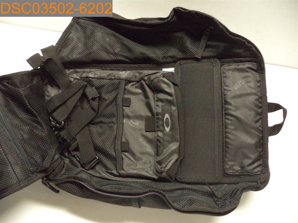 Oakley Extractor Sling Backpack Black