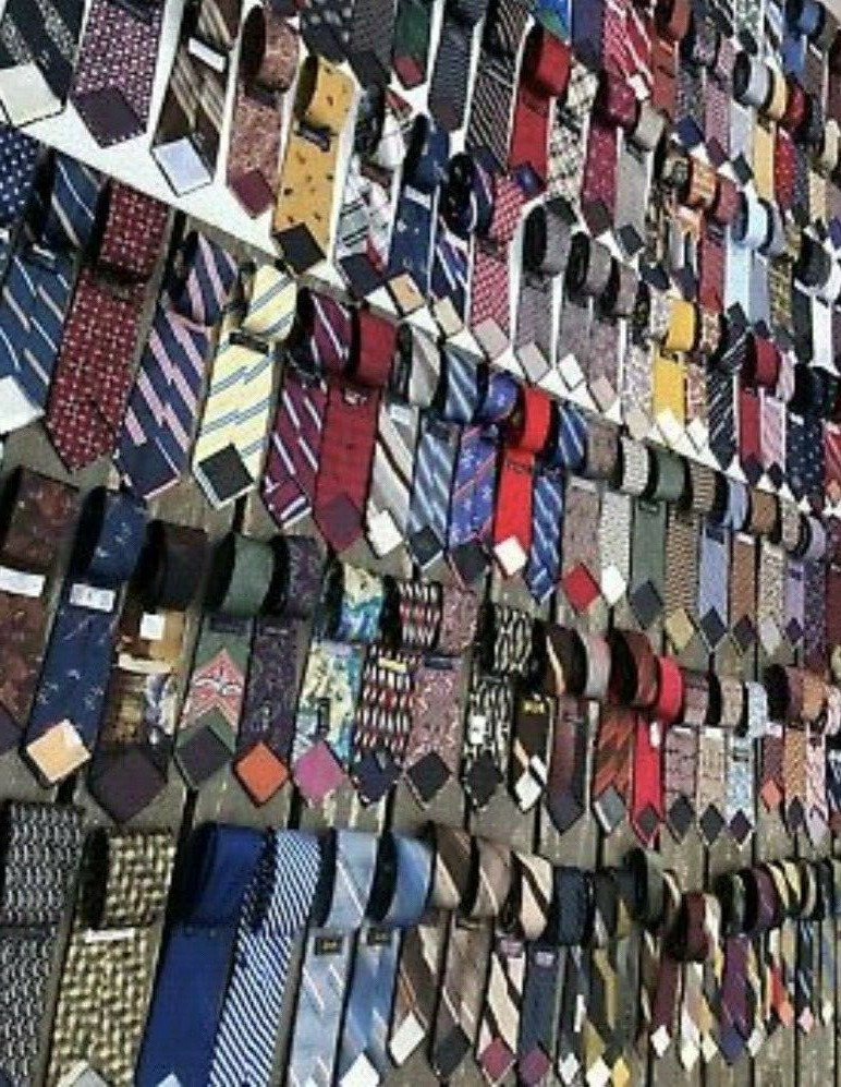 50 NECKTIES LOT QUILTER HOBBY CUTTER QUILTING CRAFT TIES 5 POUNDS