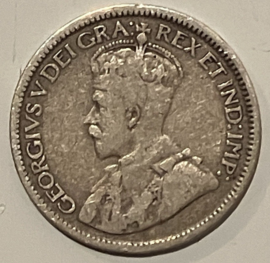 1917 George V Canada Silver 10 Cent Piece.