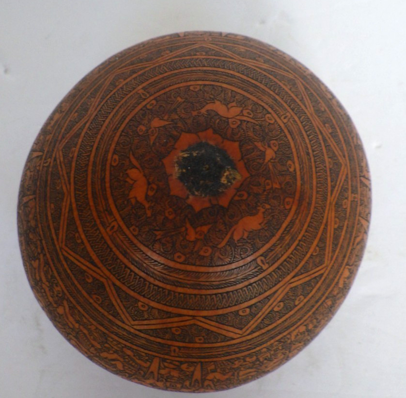 VTG Folk Art Peruvian Handcrafted Carved Gourd Intricate Detailed Story Telling