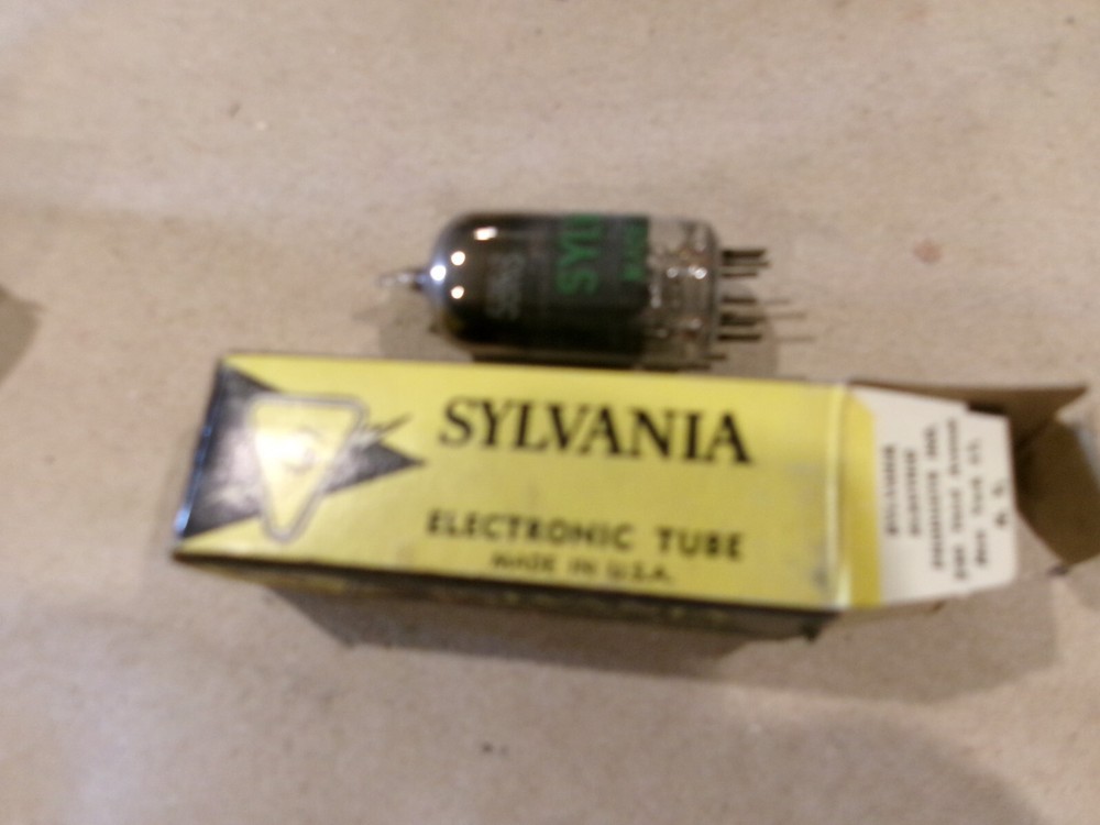 OEM VINTAGE ELECTRONIC TUBE SYLVANIA 5BR8