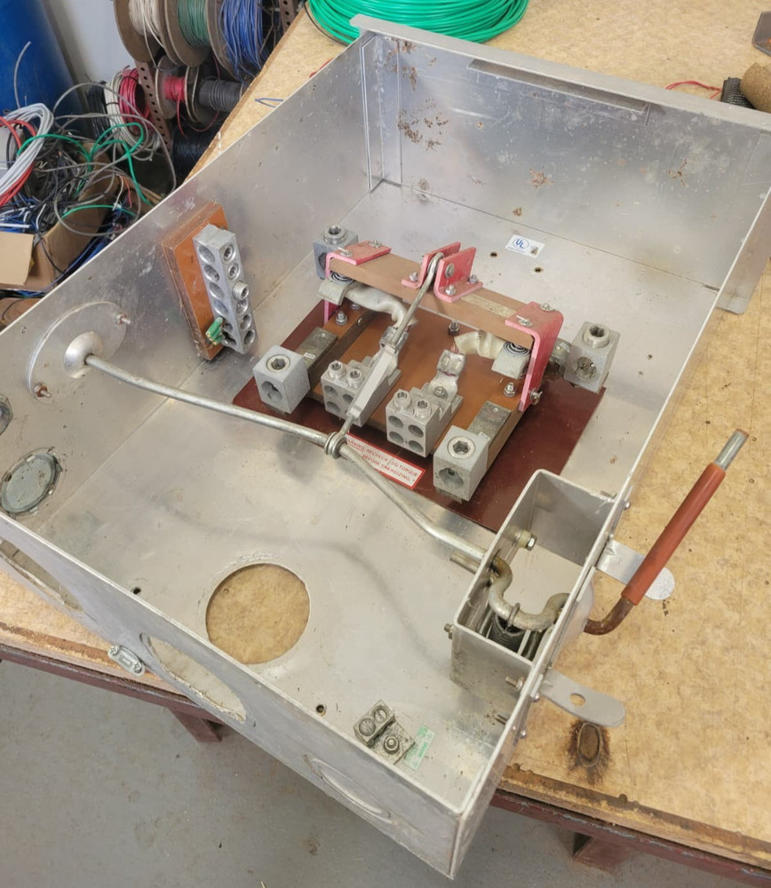 Ronk METER-RITE 7406 Double Throw Transfer Switch Grade Level Generator