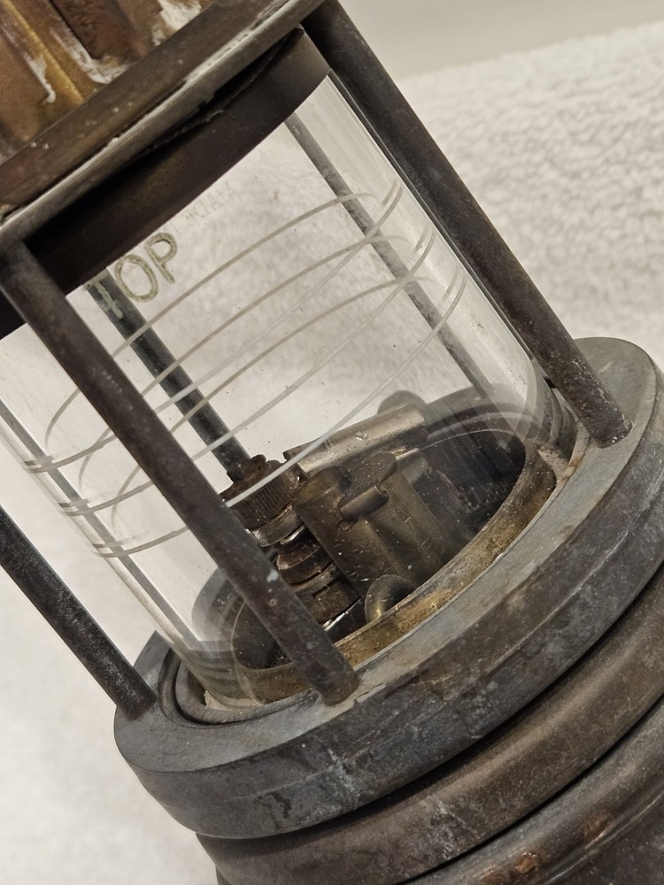 Wolf Safety Miners Lamp Lantern
