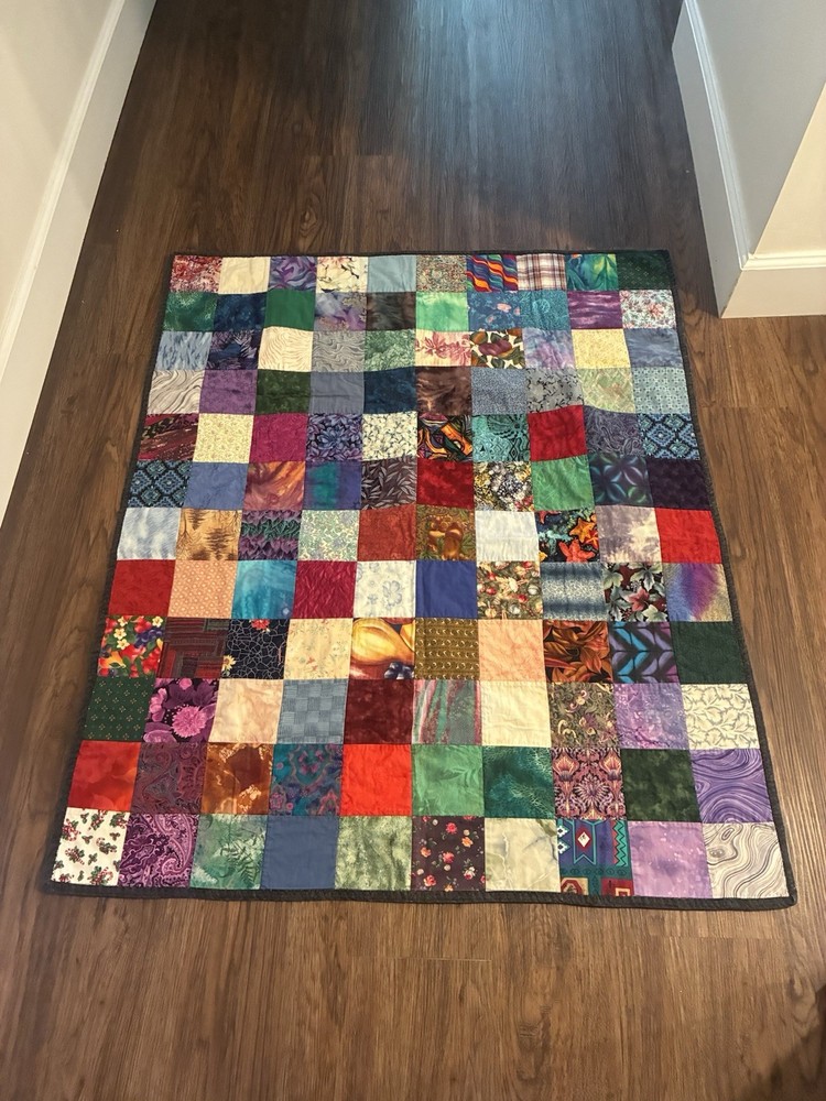 Patchwork Quilt Multi Colors With Song Notes Backing Fabric Lap Quilt 46x38