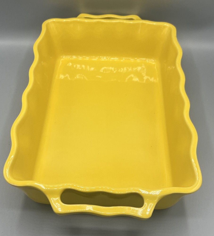 Bright Yellow APPOLIA FRANCE Wavy Rectangular Baker
