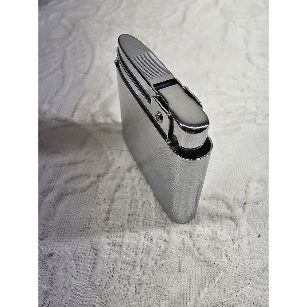 Silver Match Vintage Lighter Chrome Engraved Pattern Case
